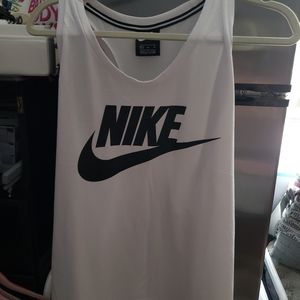 NWOT Nike tank top